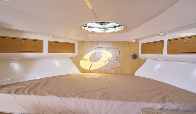 Midnight Express 37 Cabin full