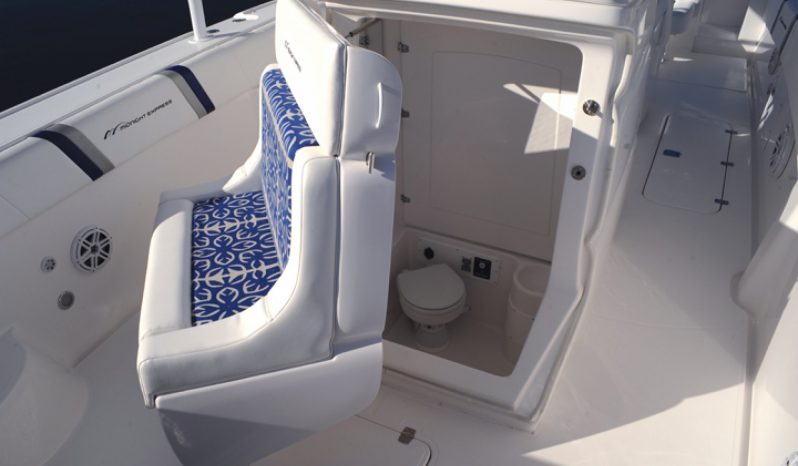 Midnight Express 34 Pied-A-Mer full