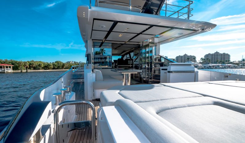 Azimut S7 full