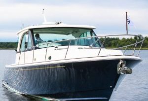Hinckley Sport 40X full
