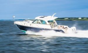 Hinckley SportBoat40x 2019 1565 4395 300x226 1
