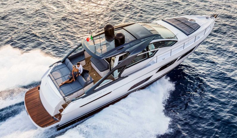 Pershing 5X full