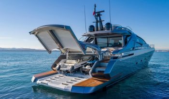 Pershing 8x 5