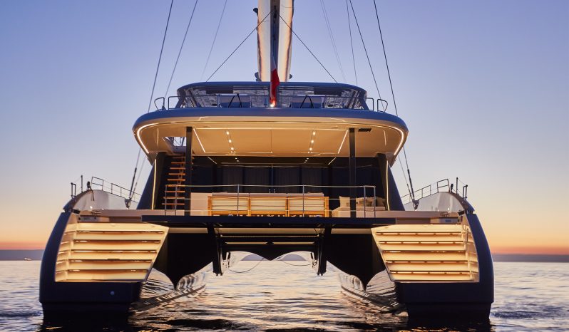 Sunreef 80 Carbon Line full